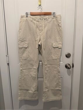 American Eagle Outfitters Cream Cargo Pants with Utility Pockets